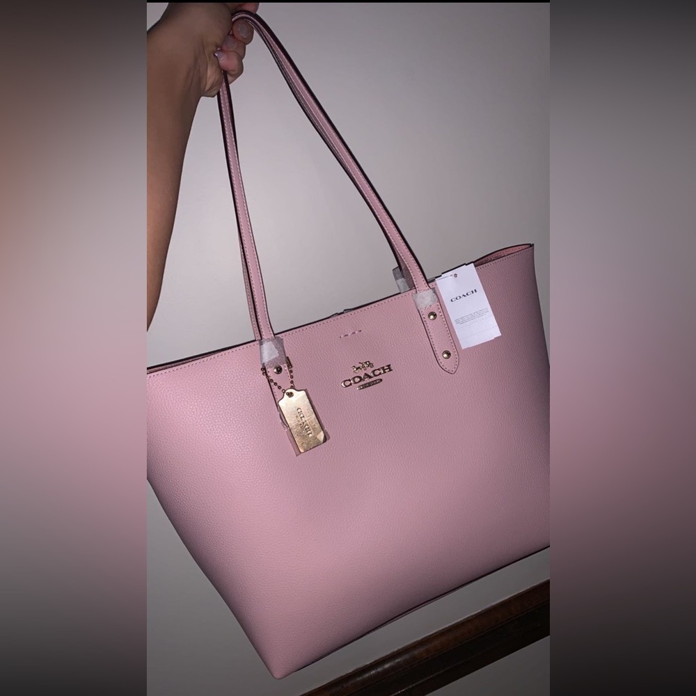 Coach town tote